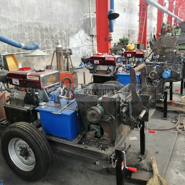 小型樹(shù)枝粉碎機(jī)